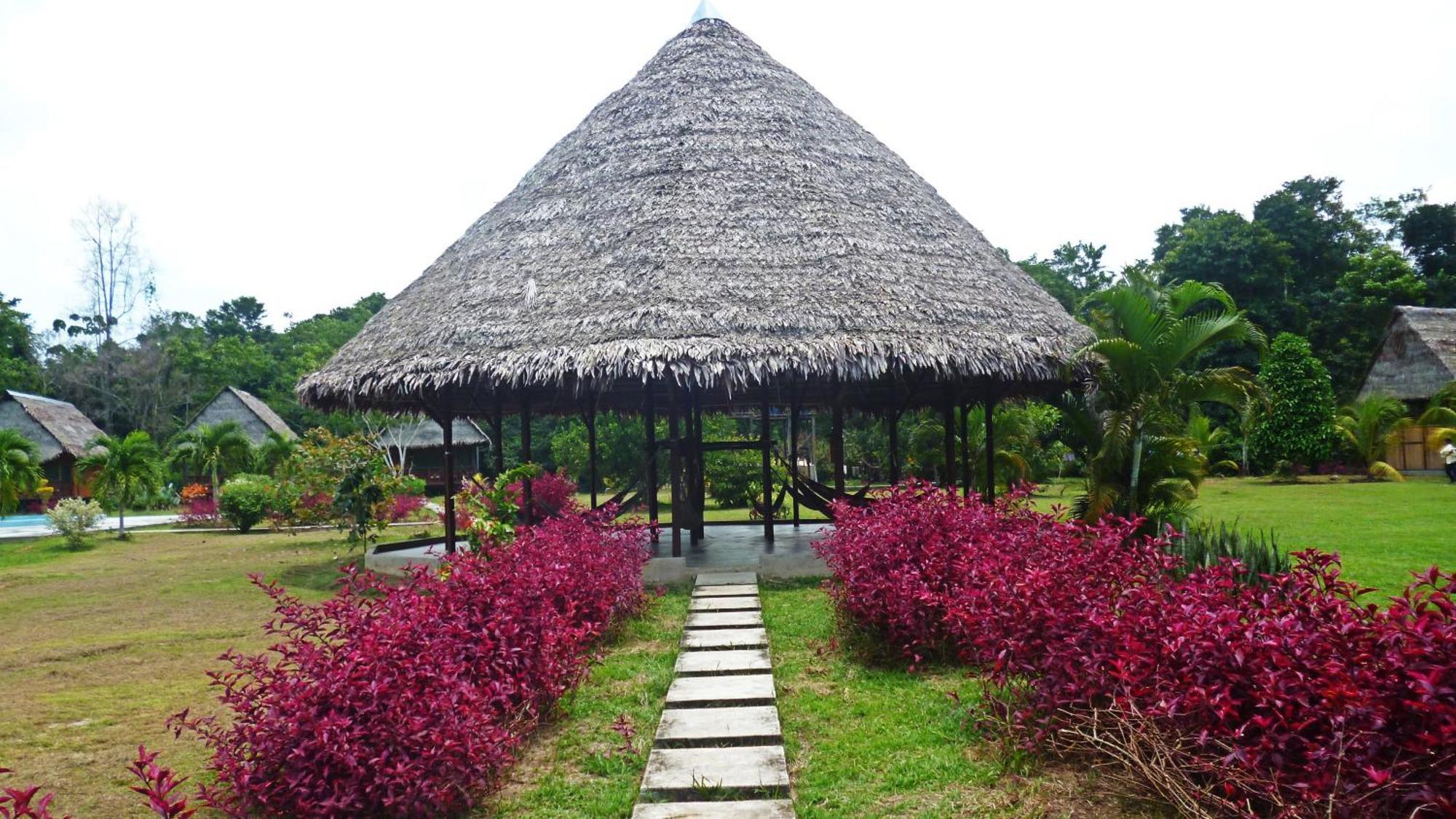 Curaka Lodge Expedition Икитос Экстерьер фото