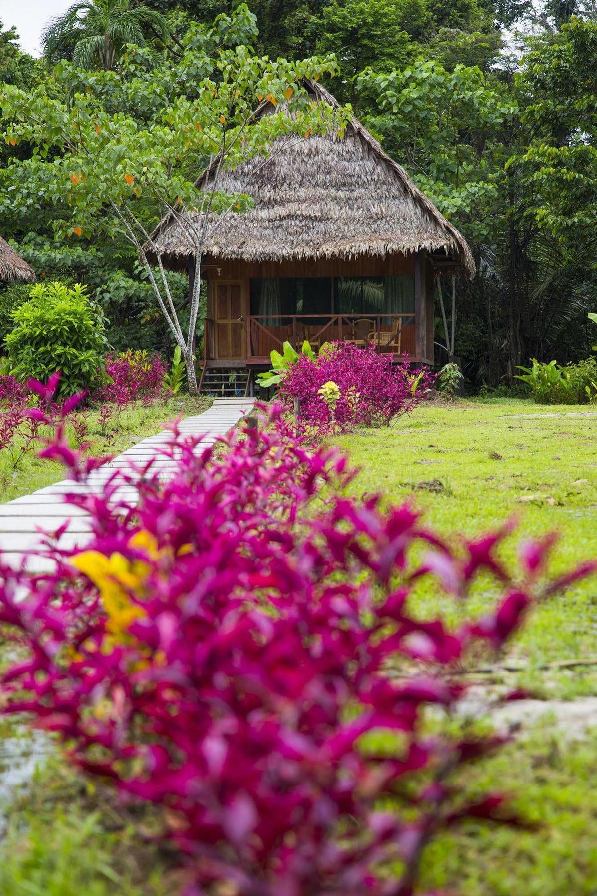 Curaka Lodge Expedition Икитос Экстерьер фото